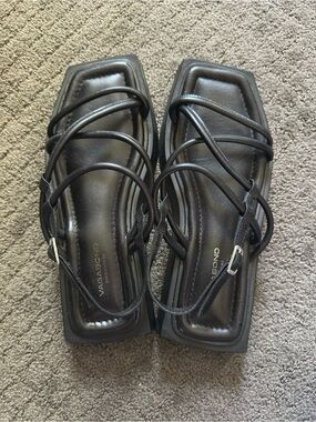 Vagabond Black Multi-Strap Square-Toe Sandals